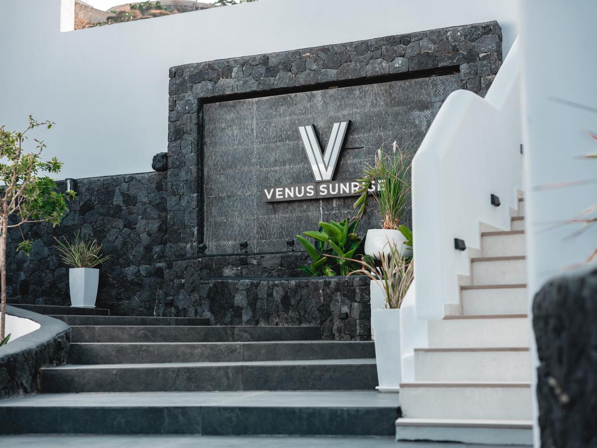 Vourvoúlos Venus Sunrise Suites & Villas מראה חיצוני תמונה
