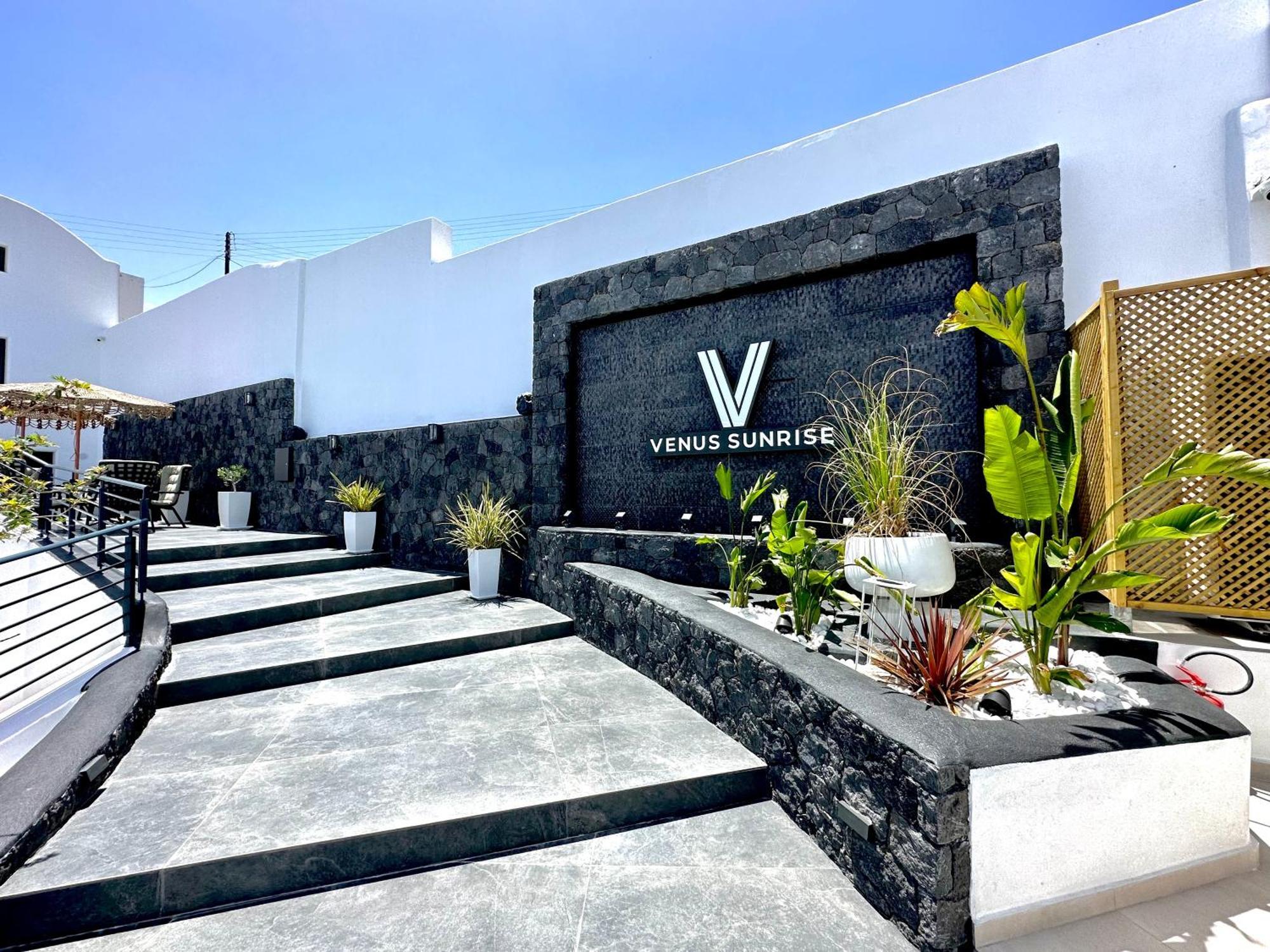 Vourvoúlos Venus Sunrise Suites & Villas מראה חיצוני תמונה