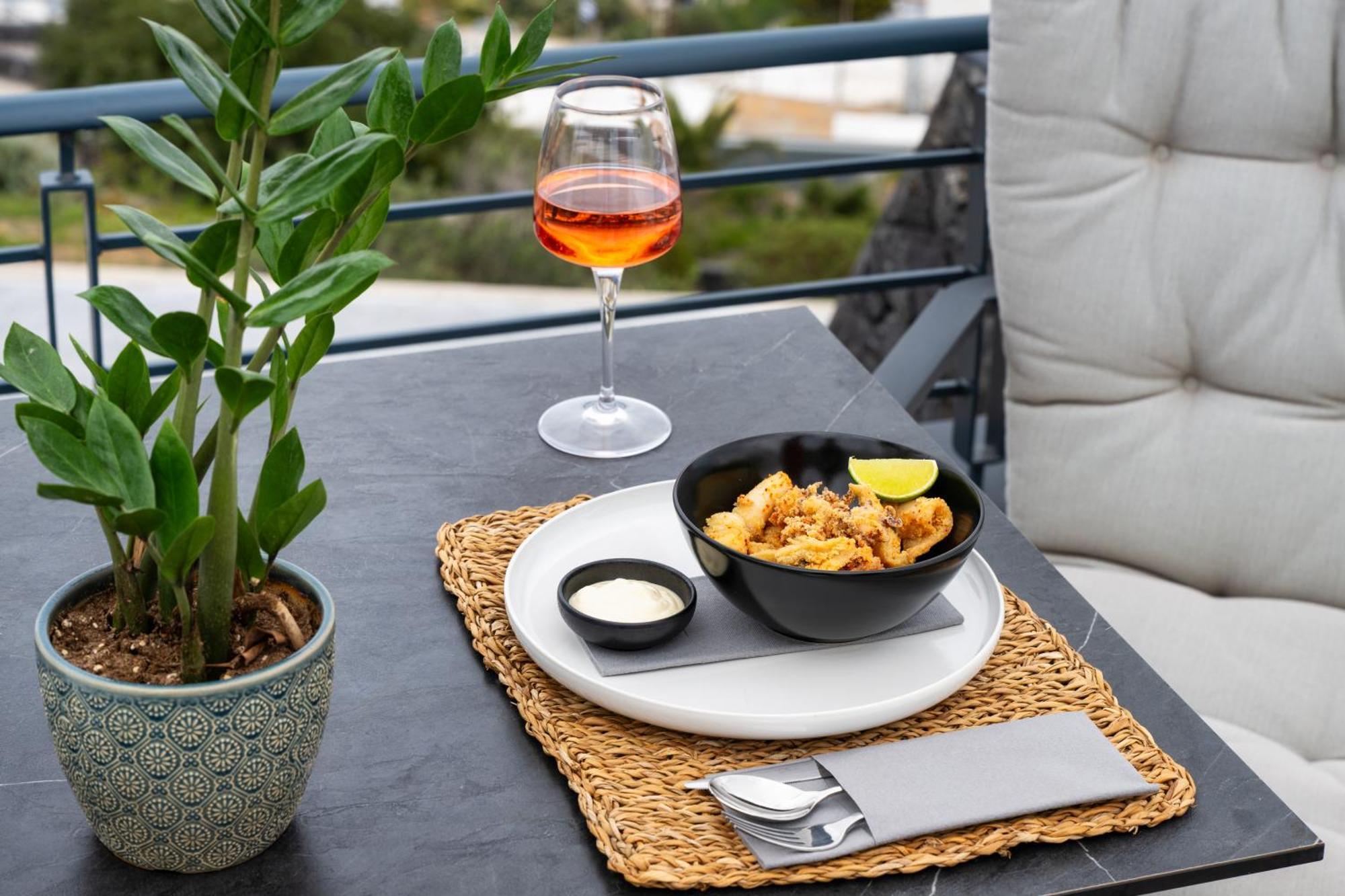 Vourvoúlos Venus Sunrise Suites & Villas מראה חיצוני תמונה